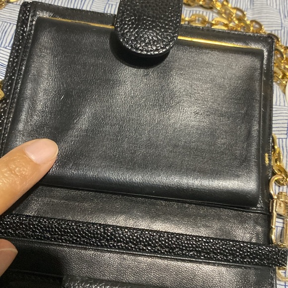 Chanel caviar wallet -converted to a WOC. Small and there is an insert included - Picture 9 of 17